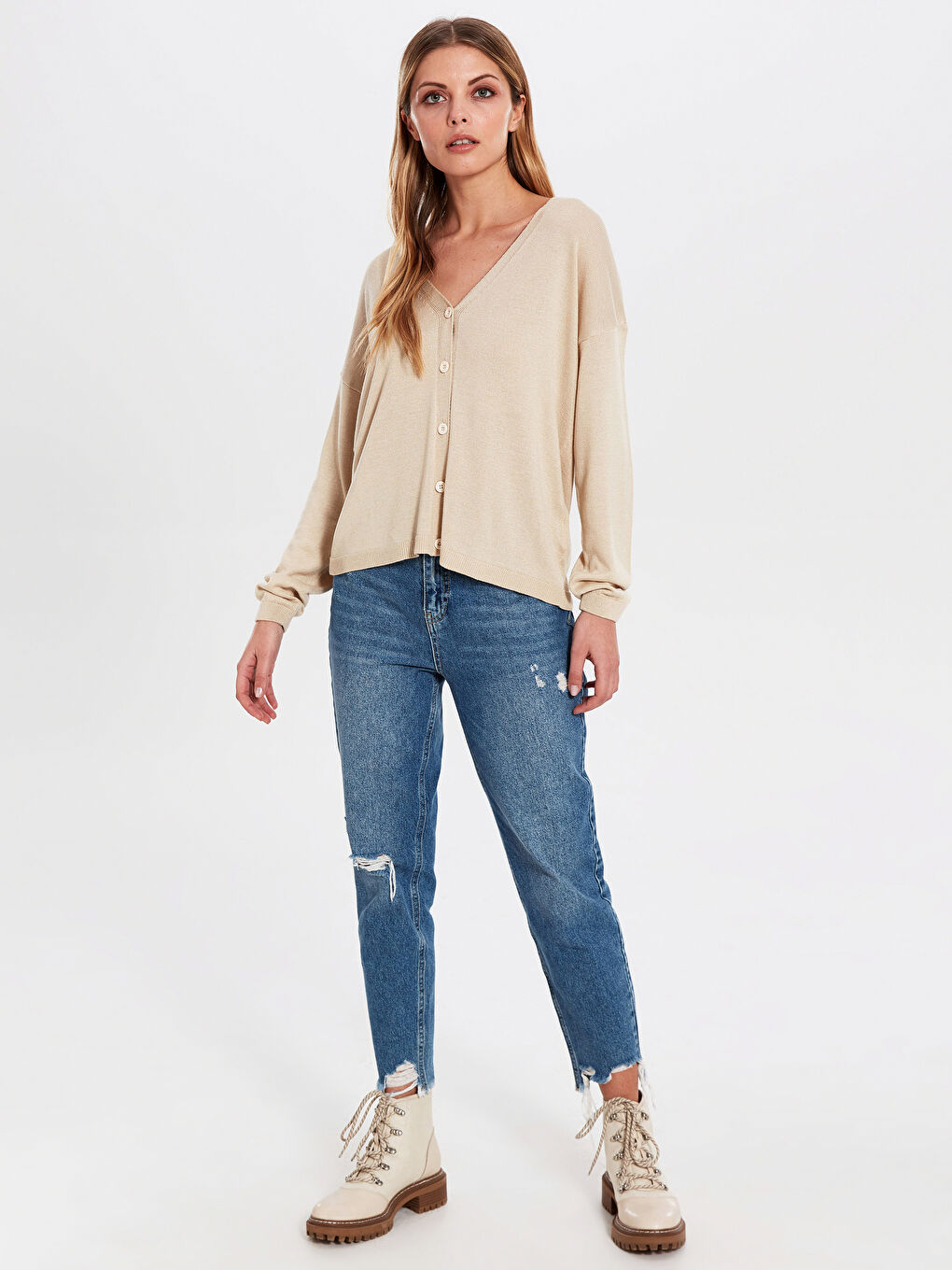 Ekru V Yaka Uzun Kollu Kadın Hırka-1