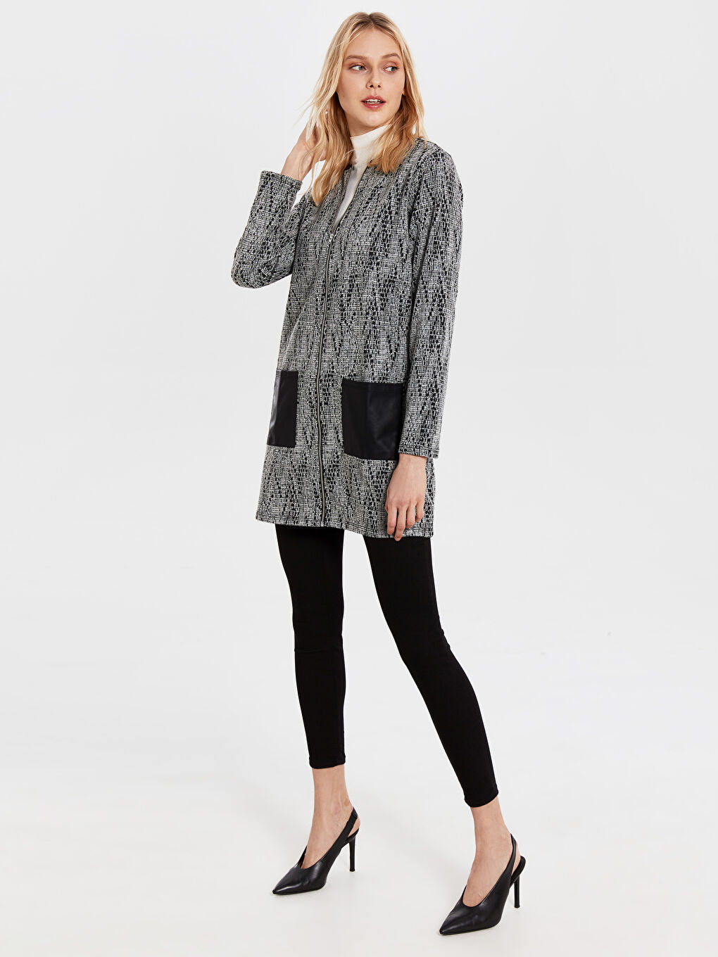 Siyah Bisiklet Yaka Uzun Kollu Kadın Hırka-1