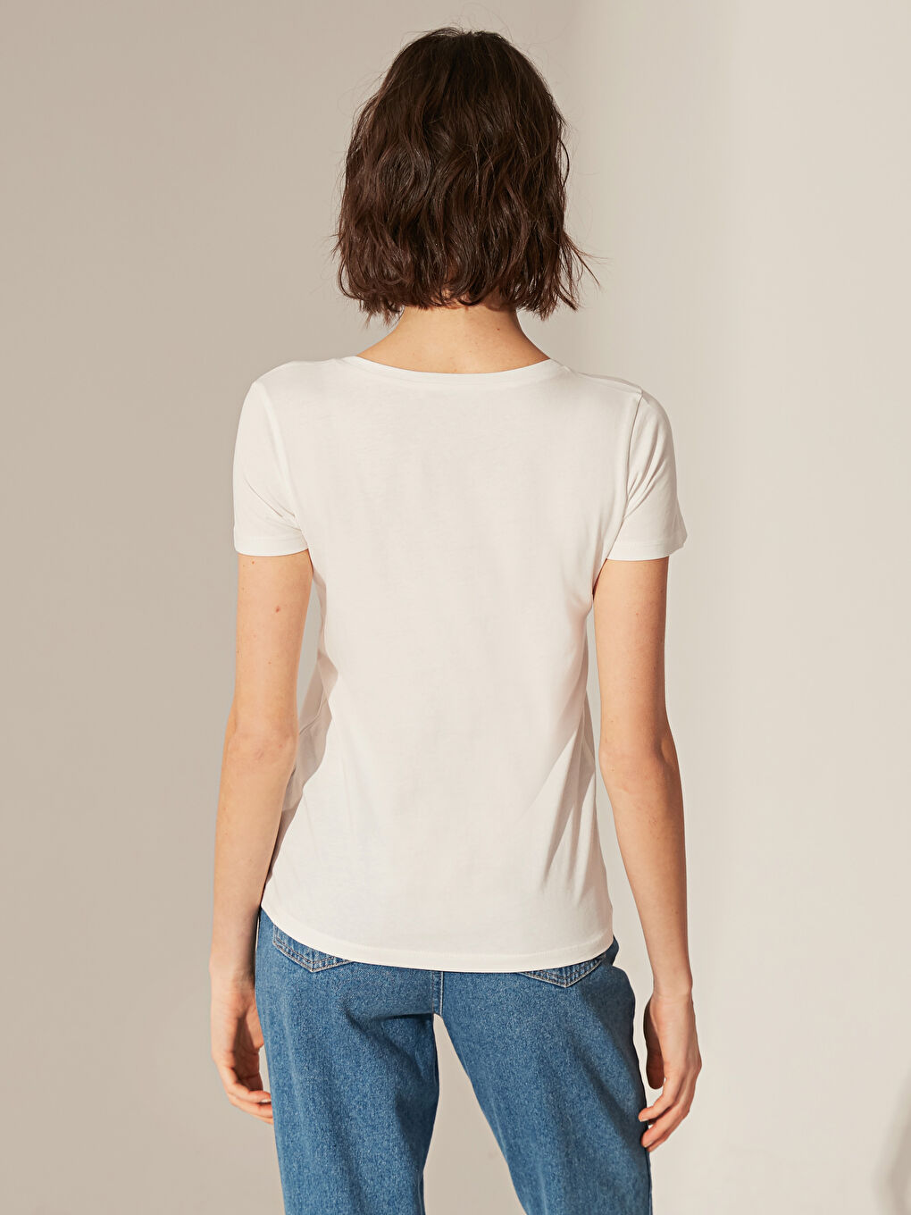 T-shirt à Manches Courtes et Col Rond pour Femmes-2