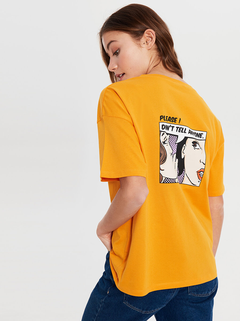 Turuncu Bisiklet Yaka Kısa Kollu Kadın Tişört