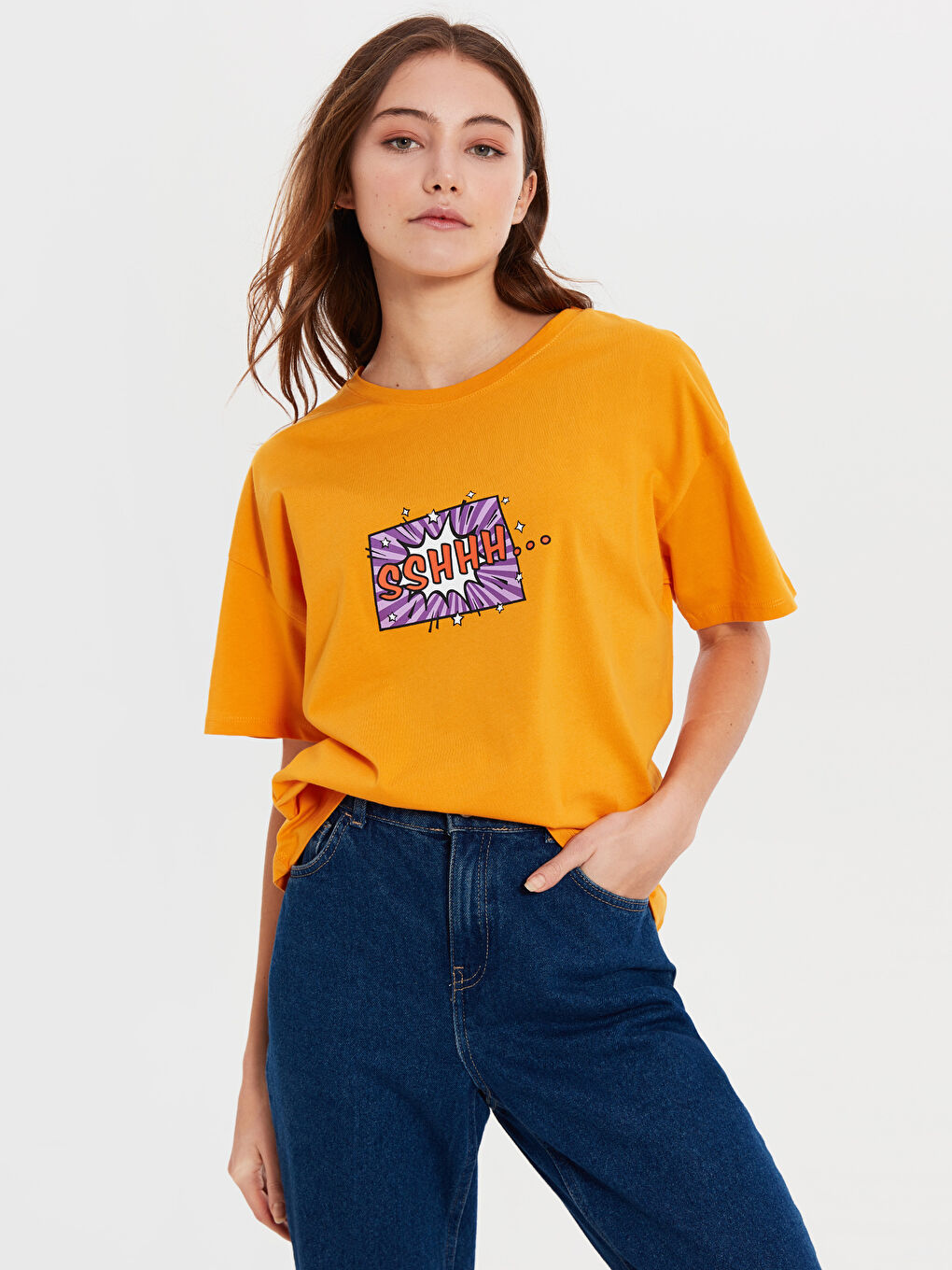 Turuncu Bisiklet Yaka Kısa Kollu Kadın Tişört-2