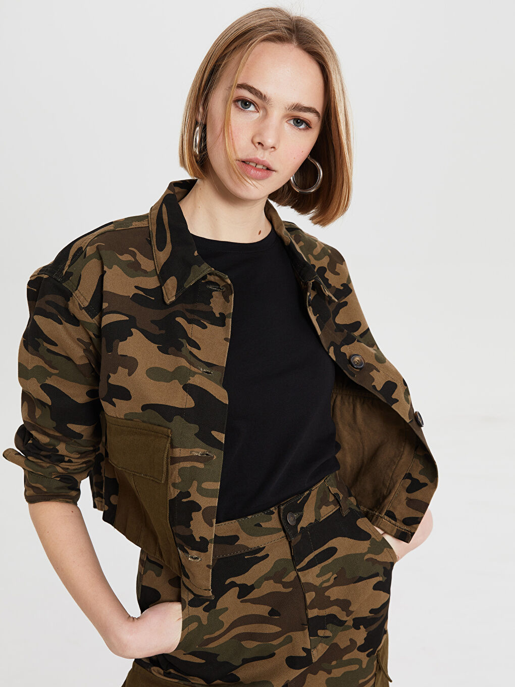 Yeşil Standart Fit Uzun Kollu Kadın Jean Ceket-1