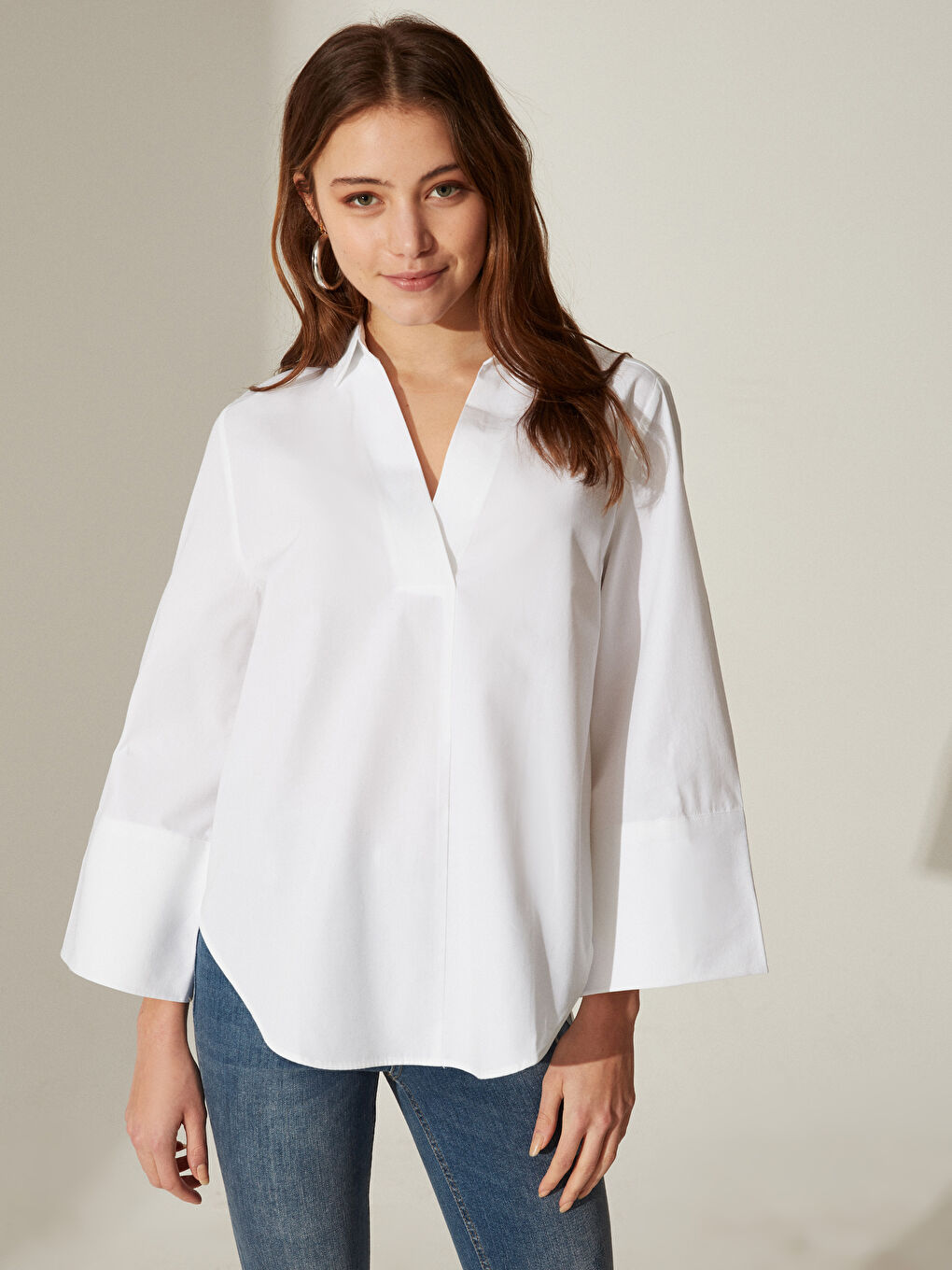 Beyaz Salaş Düz Poplin Uzun Kollu Kadın Gömlek-3