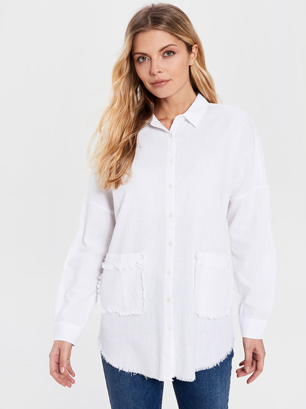 Beyaz Standart Fit Uzun Kollu Kadın Gömlek-1