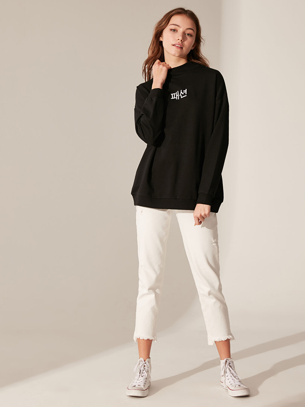 Siyah Yarım Balıkçı Yaka Uzun Kollu Kadın Sweatshirt-3