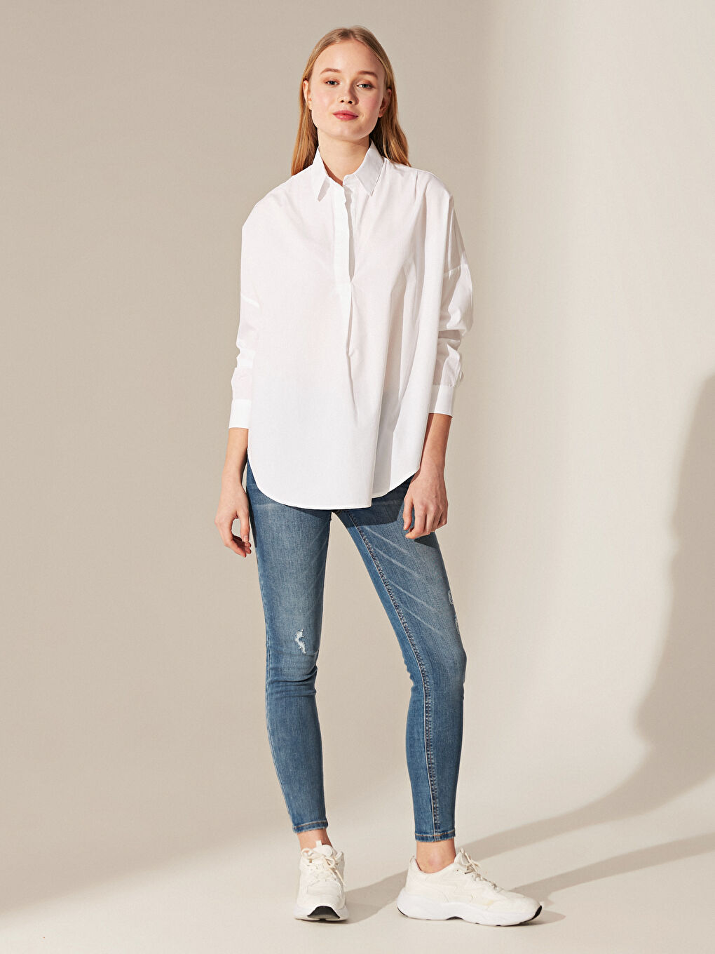 Beyaz Uzun Kollu Poplin Kadın Bluz-1