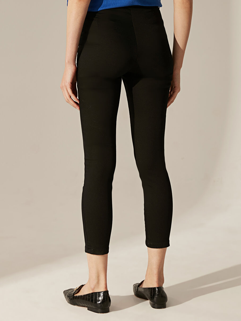 Woman BLACK Trousers-3