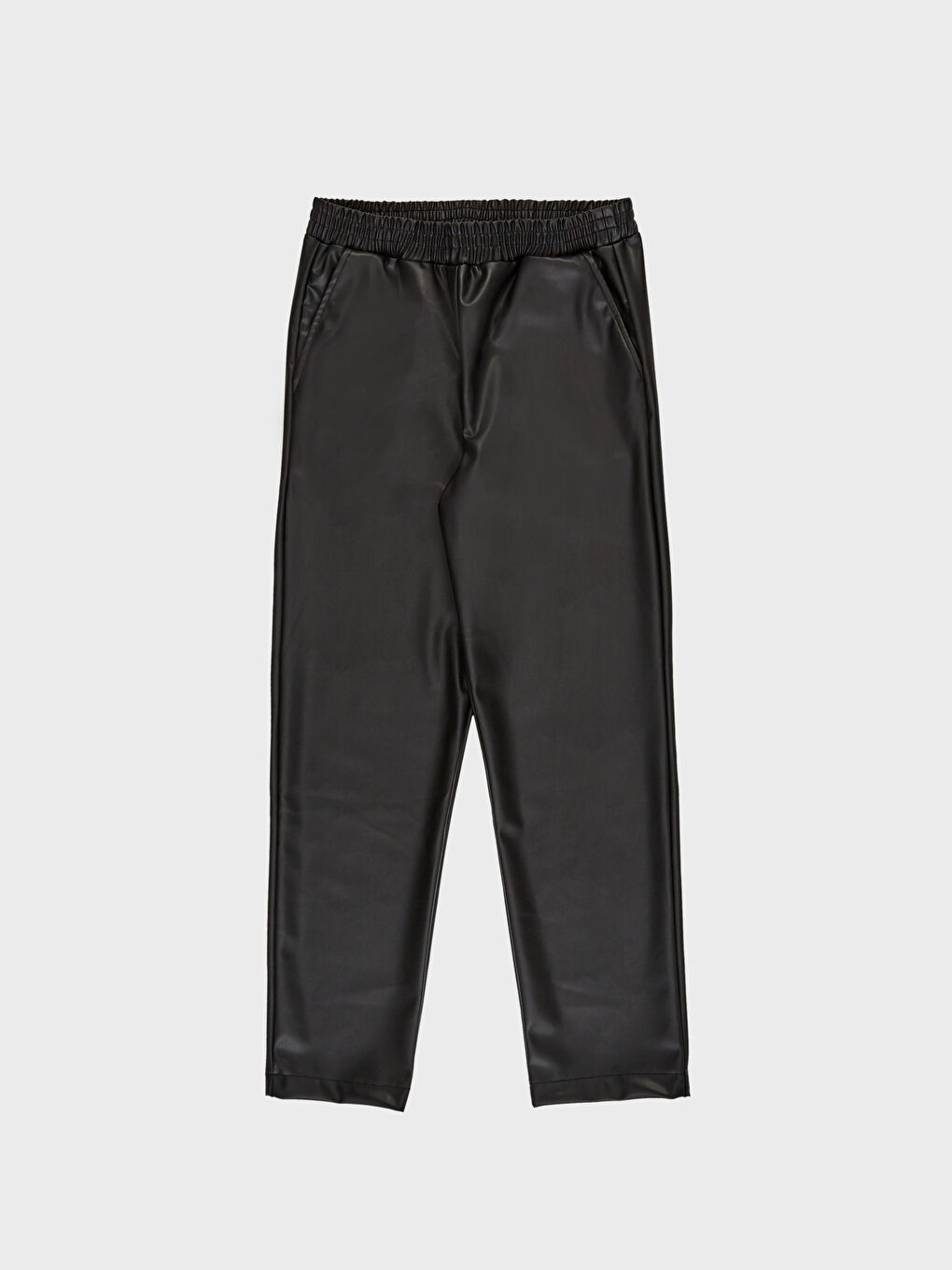 Siyah Rahat Kalıp Suni Deri Kadın Pantolon-1