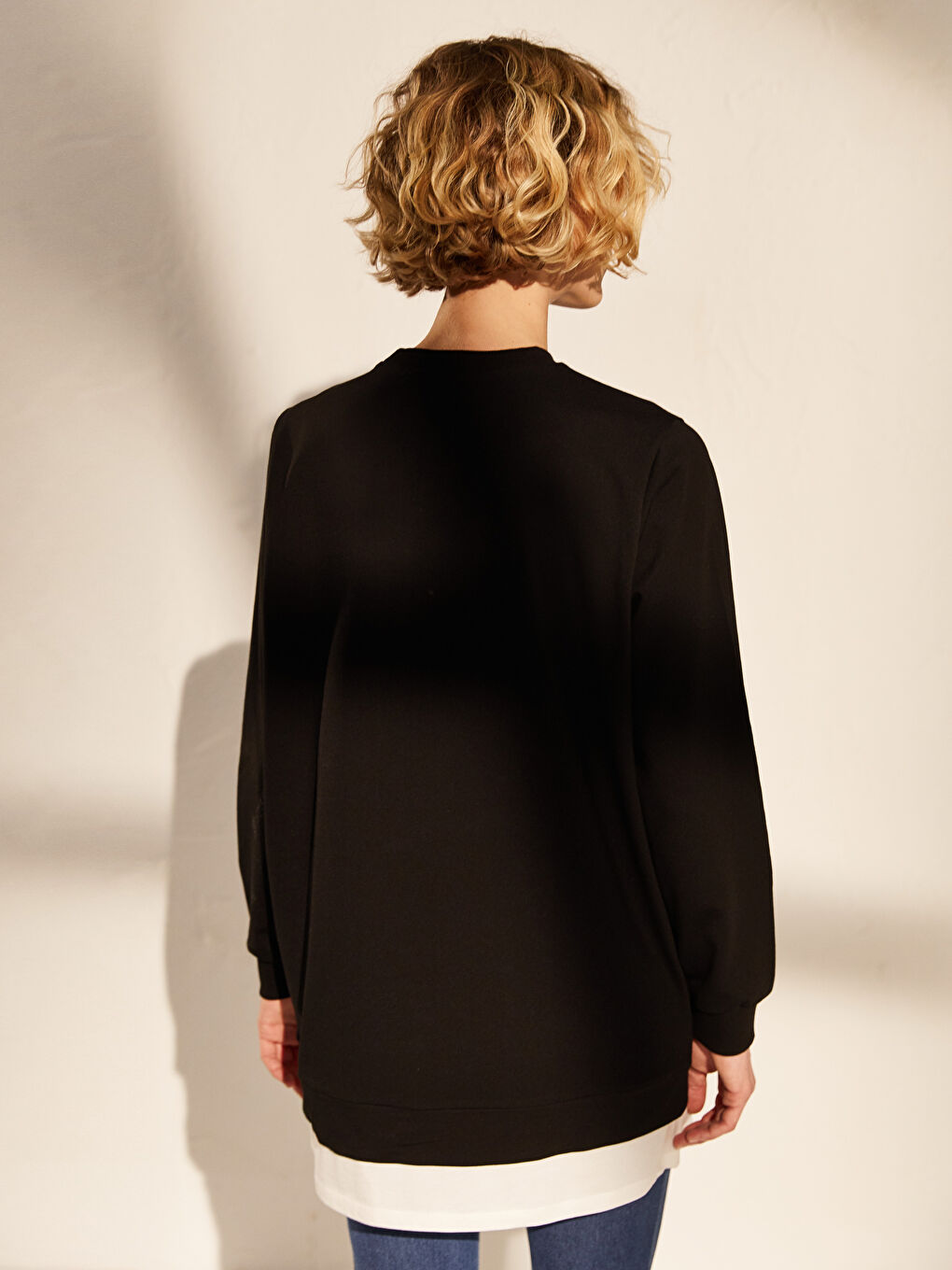 Siyah Bisiklet Yaka Düz Uzun Kollu Kadın Sweatshirt Tunik-3