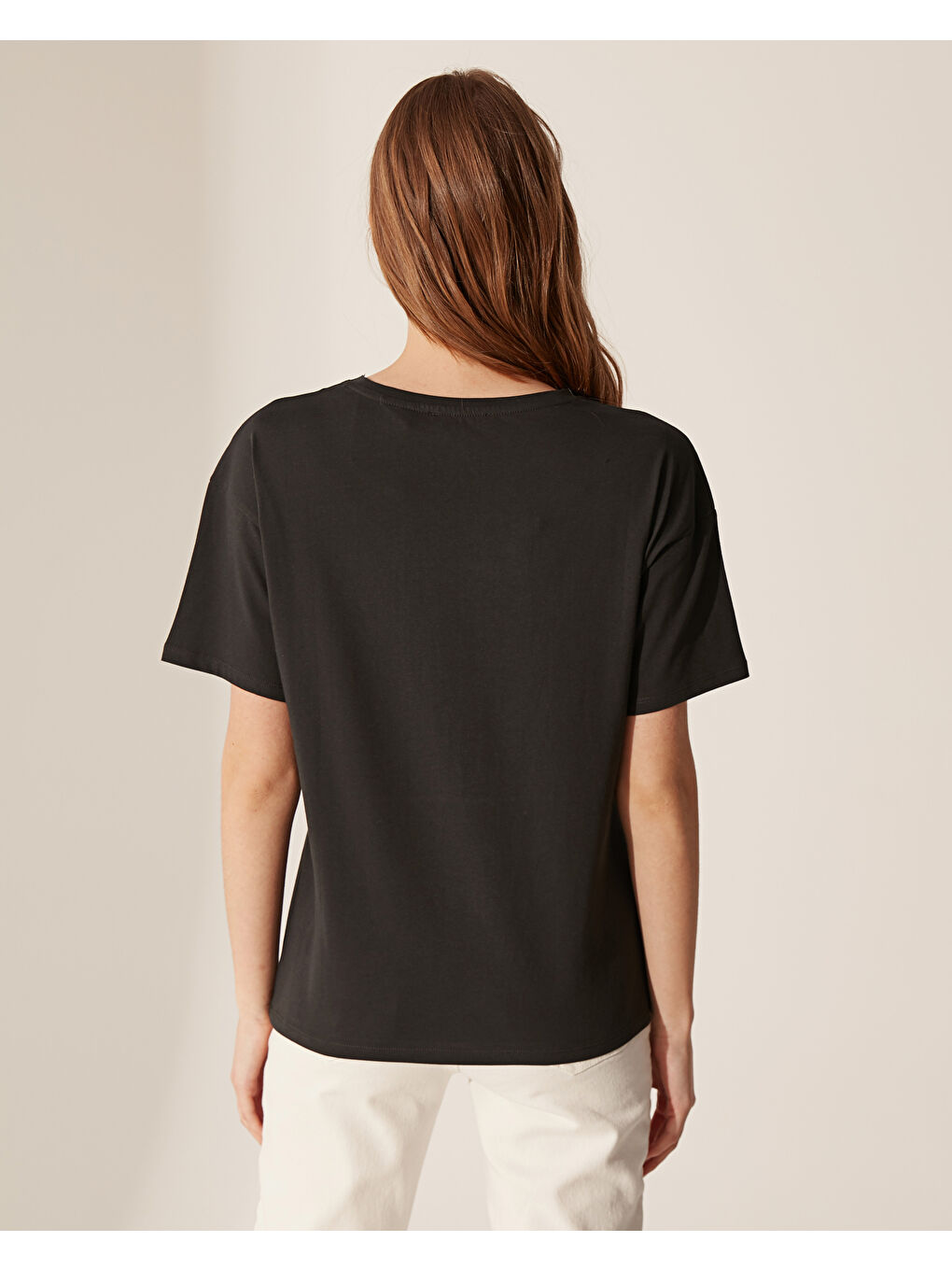 Antrasit Bisiklet Yaka Kısa Kollu Kadın Tişört-4