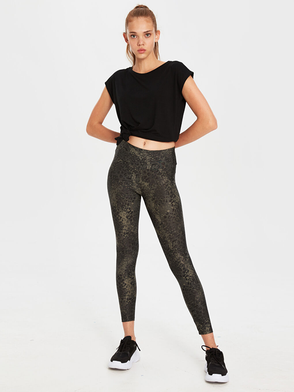 Женские леггинсы стандартной посадки-1