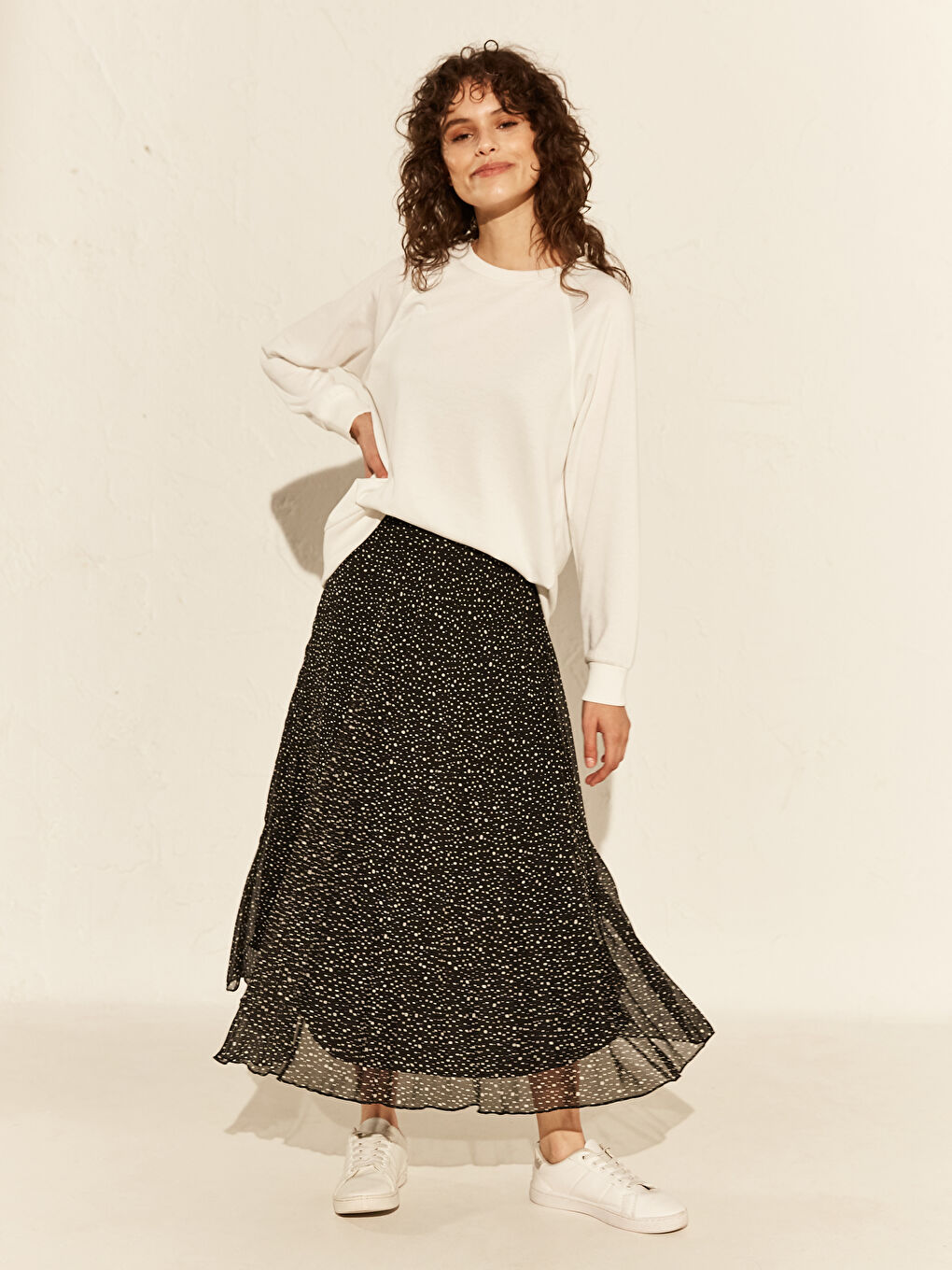 LC Waikiki Pleated Chiffon Maxi Skirt -0SA019Z8-LQJ
