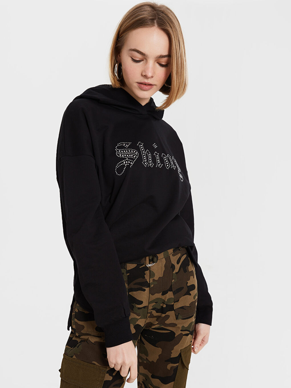 Женский свитшот с длинным рукавом и капюшоном