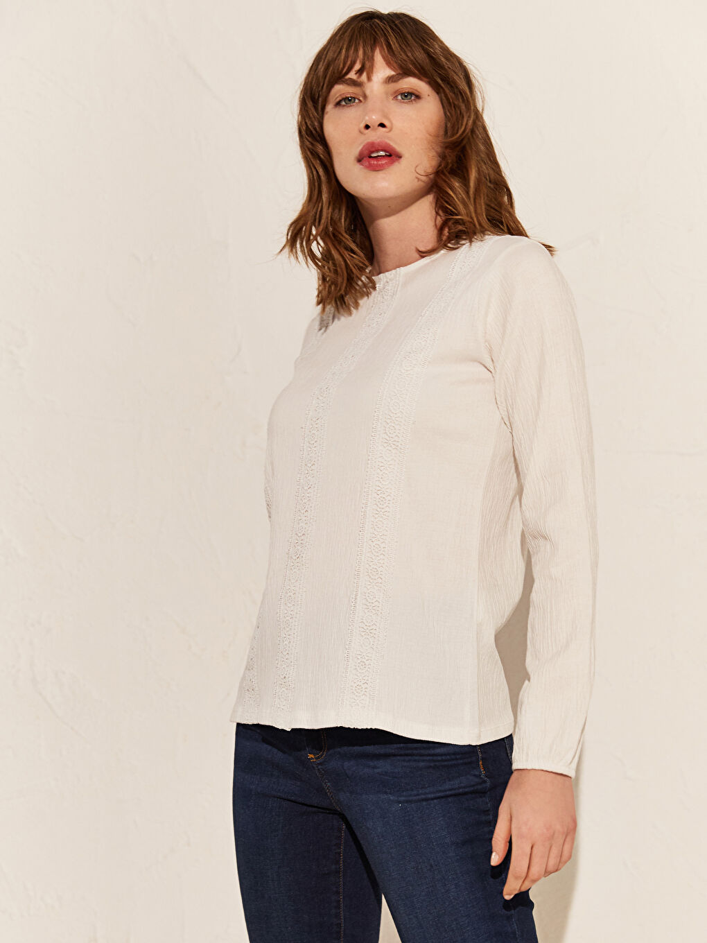 Ekru Bisiklet Yaka Uzun Kollu Kadın Tişört-1