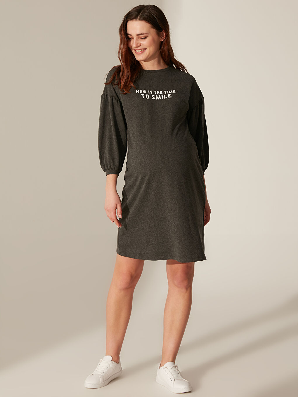 Gri Bisiklet Yaka Baskılı Hamile Elbise