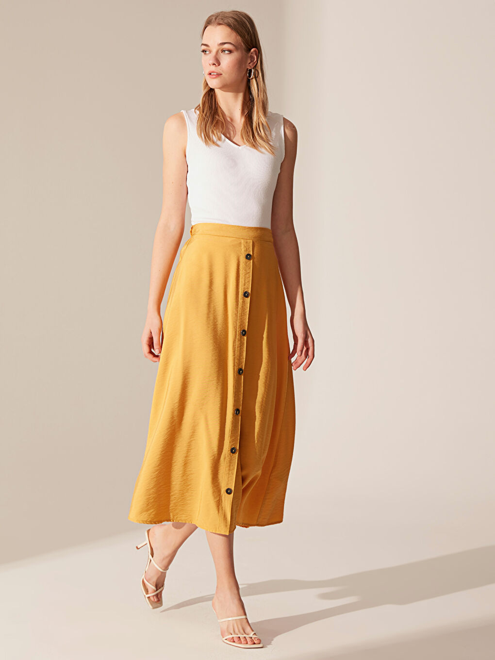 Sarı Rahat Kalıp Gabardin Kadın Etek-2