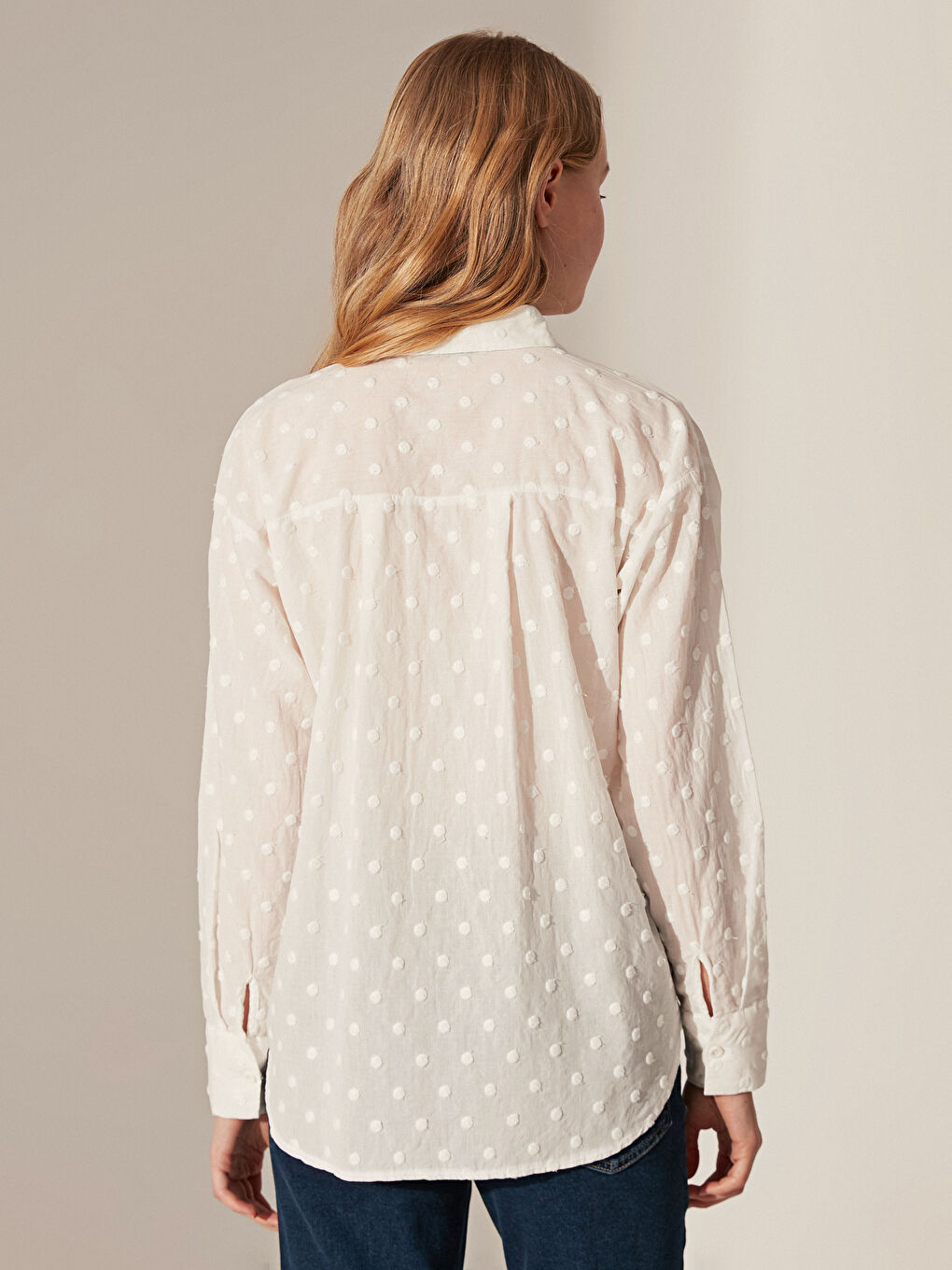 Beyaz Rahat Kalıp Uzun Kollu Poplin Kadın Gömlek-3