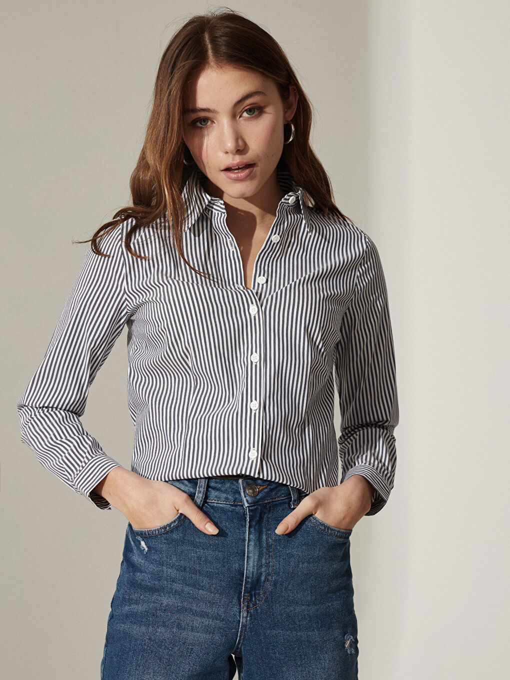 Lacivert Çizgili Poplin Uzun Kollu Kadın Gömlek-2
