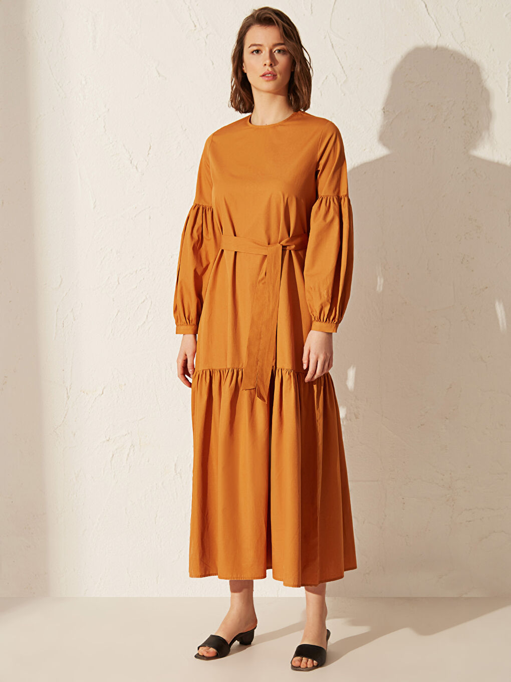 Sarı Kuşaklı Uzun Poplin Elbise-2