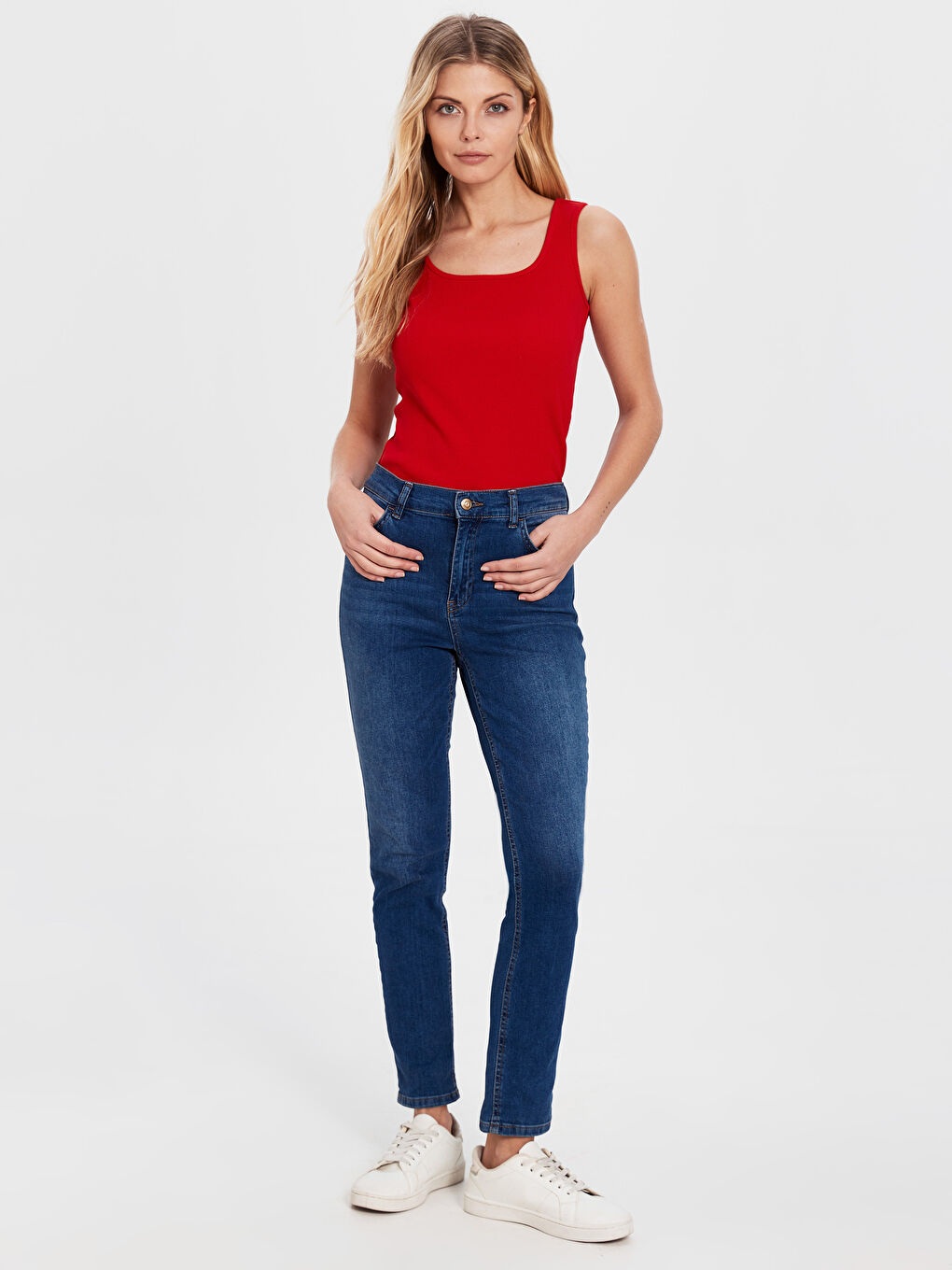 LC Waikiki Woman RED Tank Top -0SB726Z8-HYZ