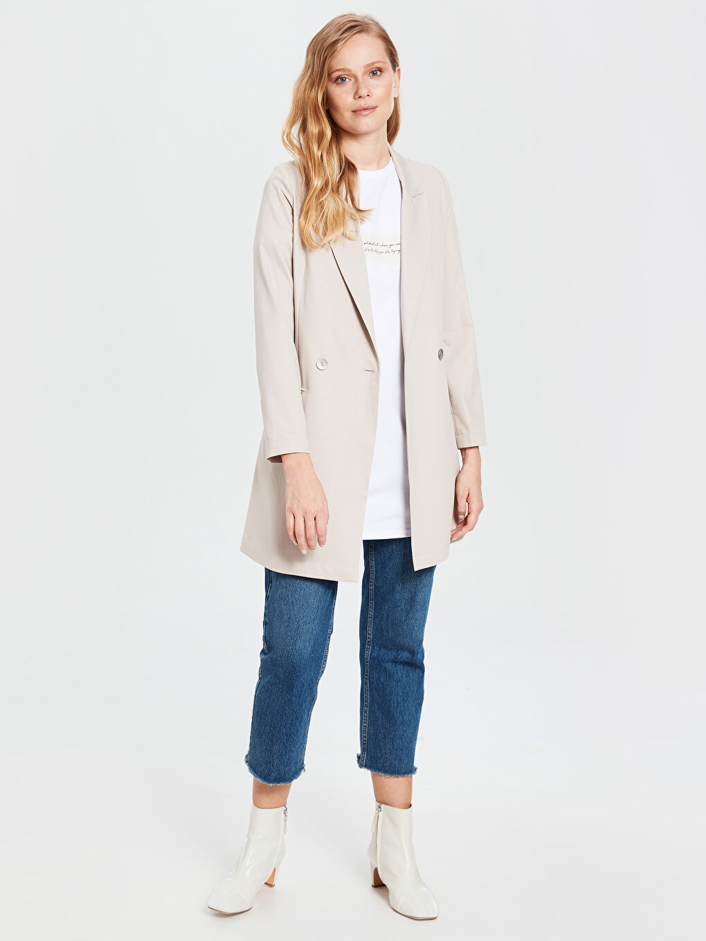 Bej Düğme Kapamalı Uzun Kollu Kadın Blazer Ceket-6