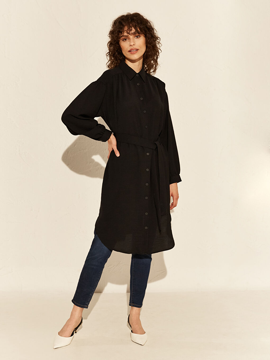 Siyah Gömlek Yaka Uzun Kollu Oversize Kadın Tunik-1