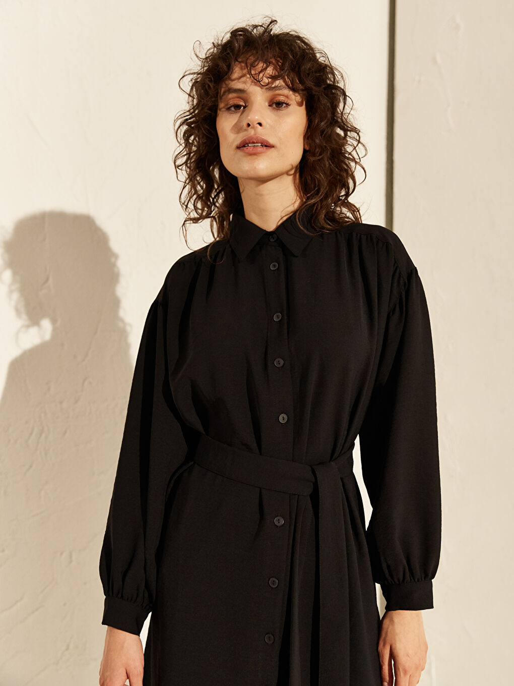 Siyah Gömlek Yaka Uzun Kollu Oversize Kadın Tunik-3