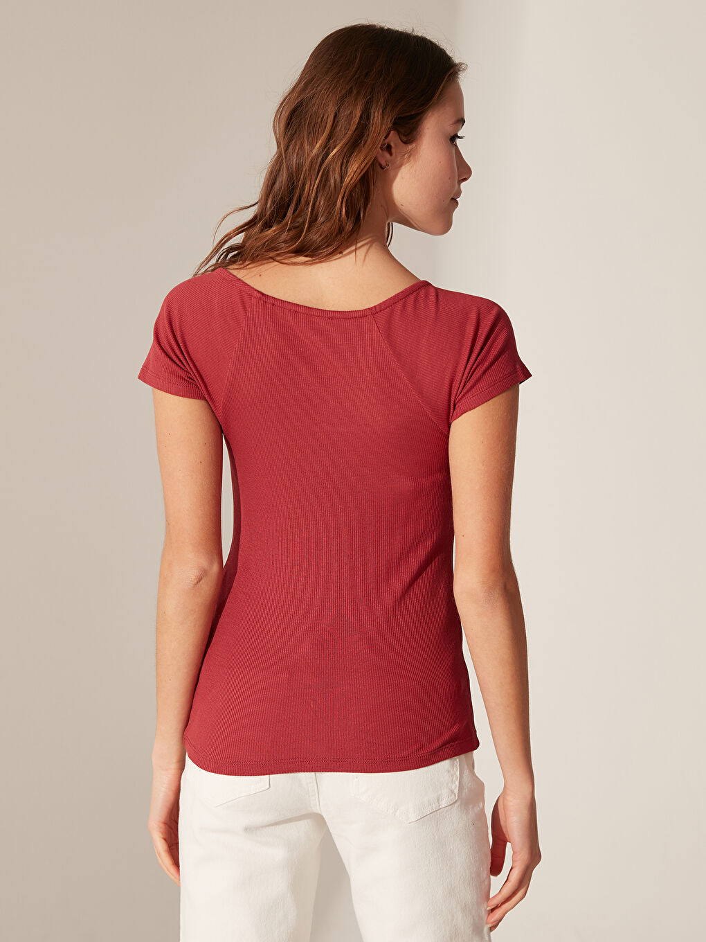 Bordo U Yaka Kısa Kollu Kadın Tişört-3
