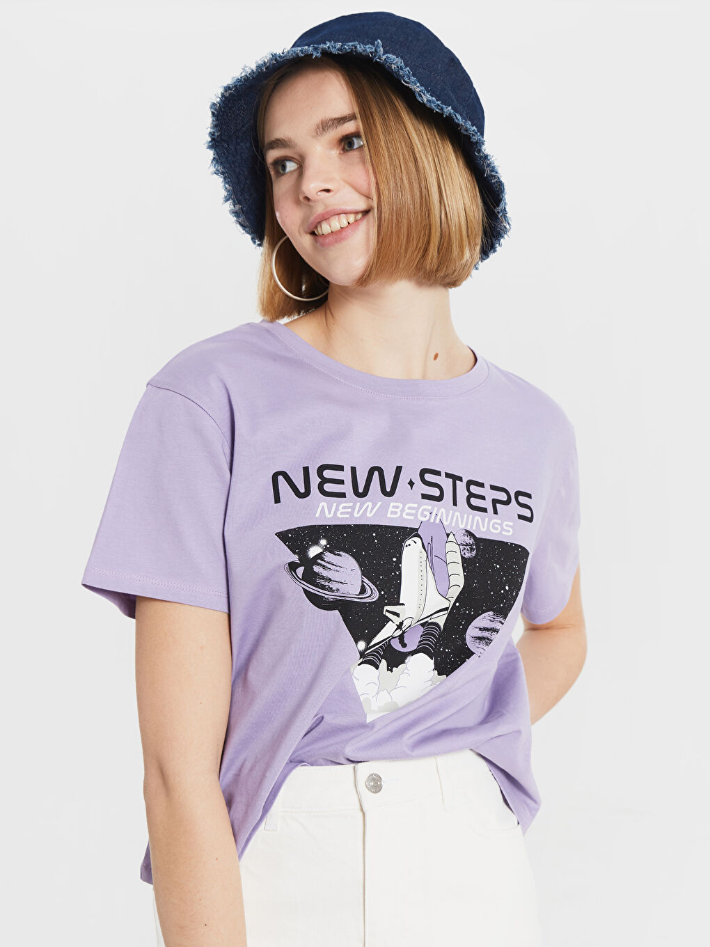 Lila Bisiklet Yaka Kısa Kollu Kadın Tişört-1