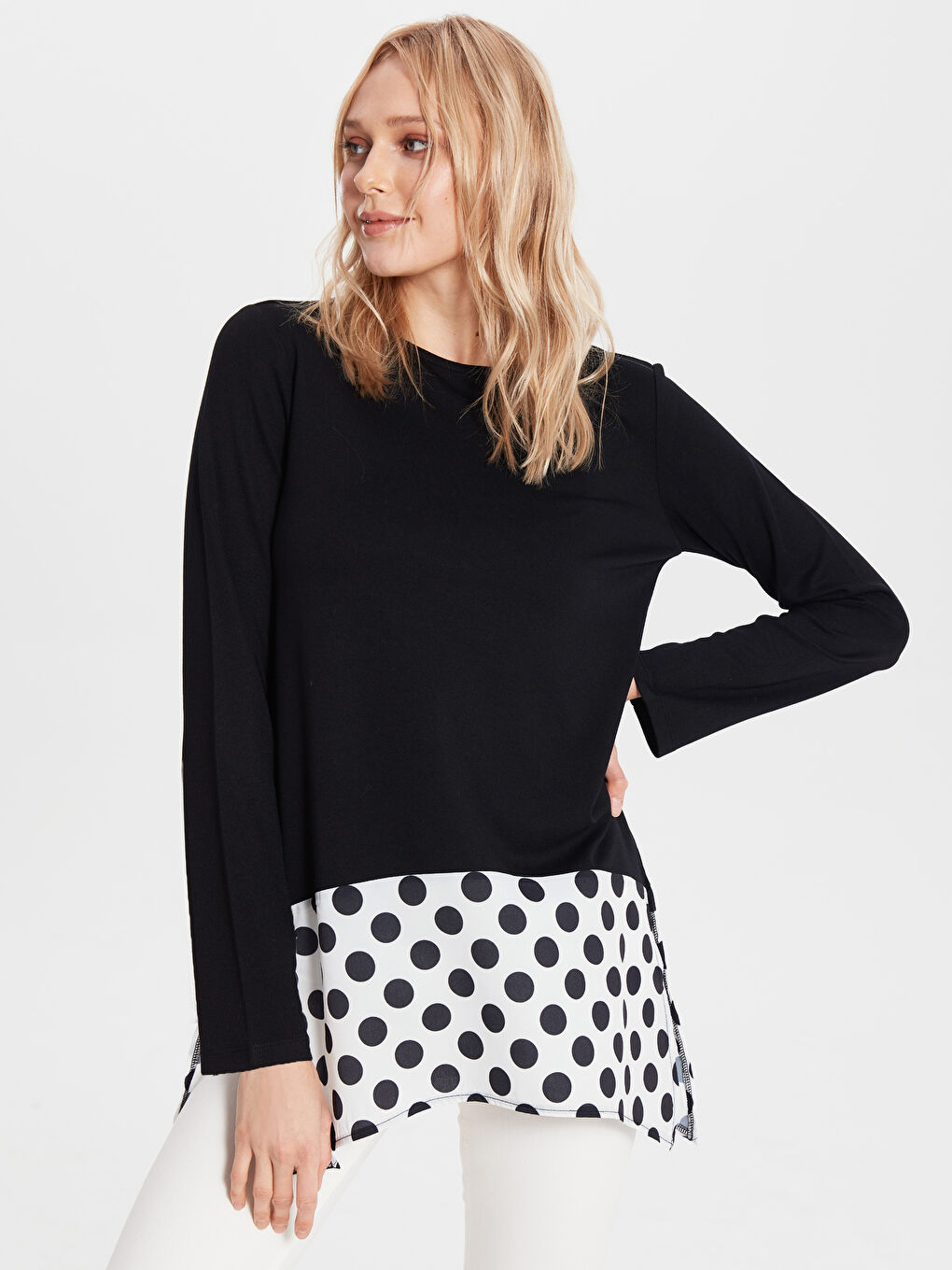 Женская футболка с длинным рукавом с круглым вырезом и узором