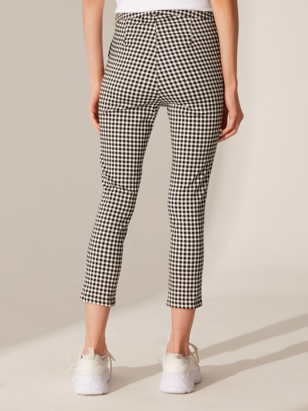 Plaid Women's Skinny Gabardine Capri-3