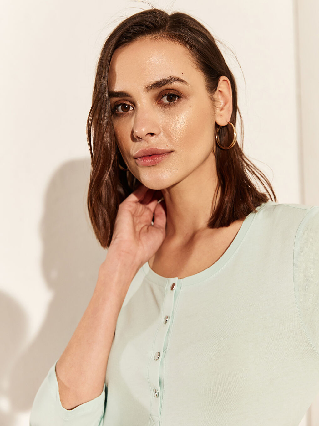 Yeşil U Yaka Kadın Tişört-2