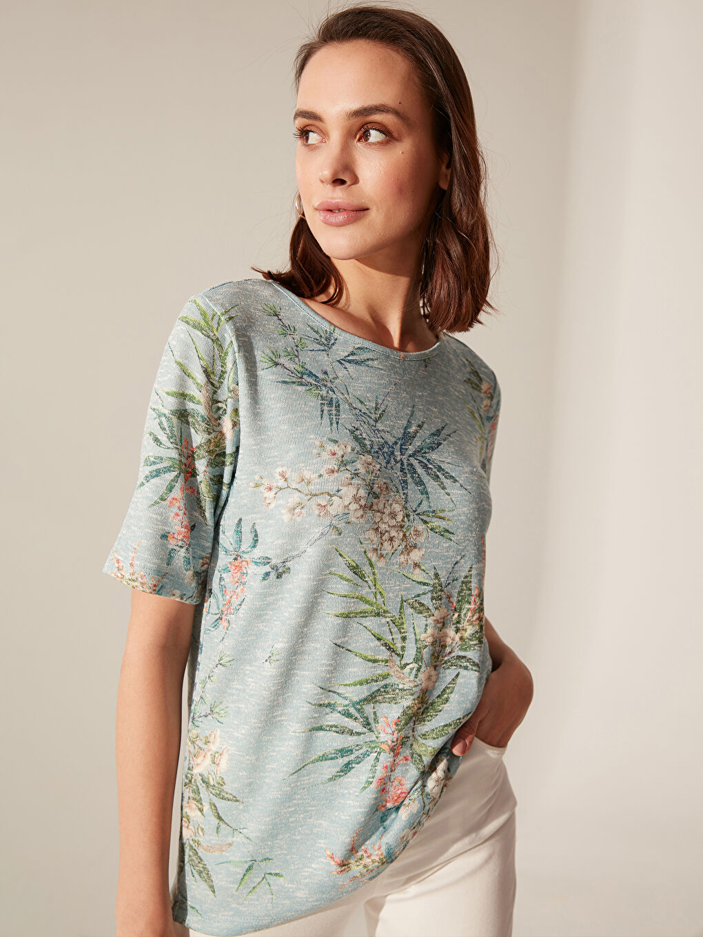 Crew Neck Printed Short Sleeve Women's T-Shirt-2