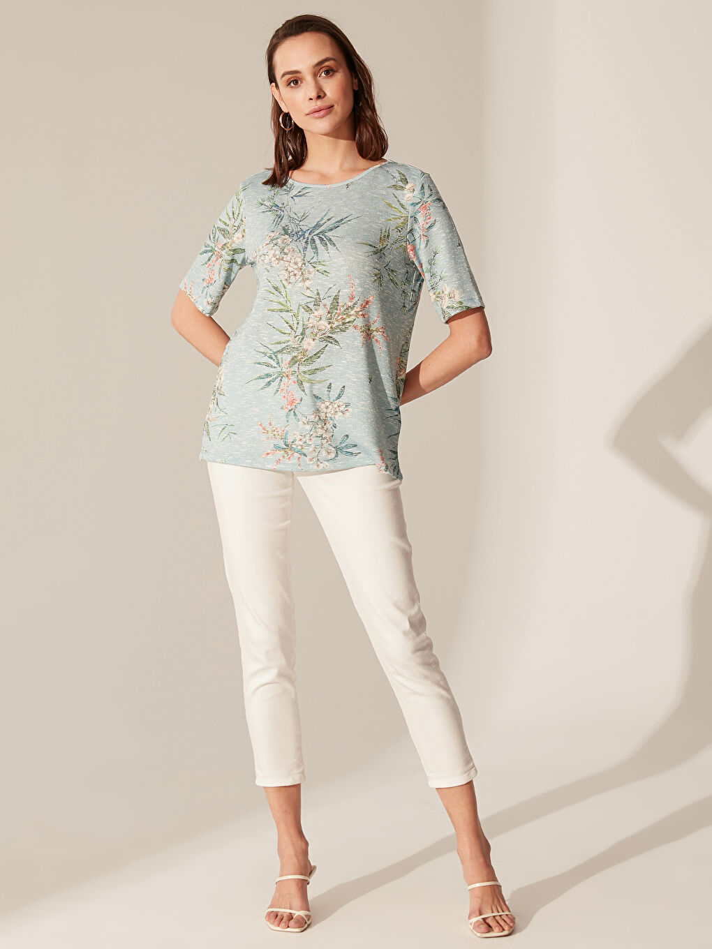 Crew Neck Printed Short Sleeve Women's T-Shirt-4