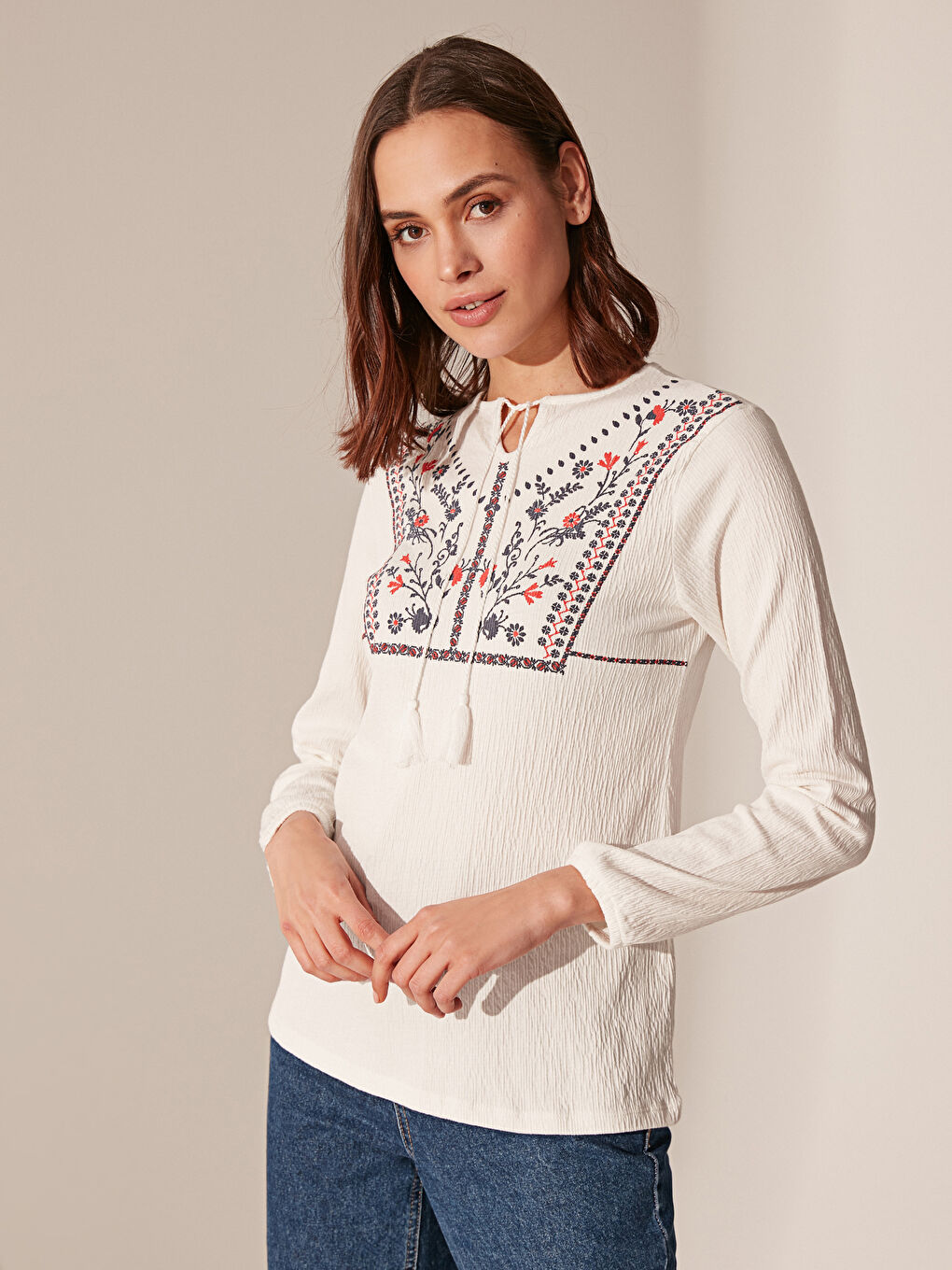 تيشيرت نسائي بأكمام طويلة وياقة مطرزة لركوب الدراجات-2