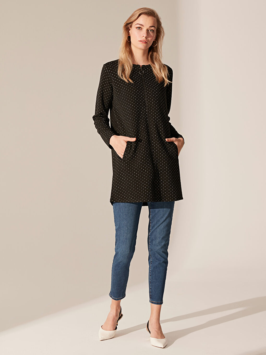 Siyah Bisiklet Yaka Desenli Uzun Kollu Viskon Kadın Hırka-3