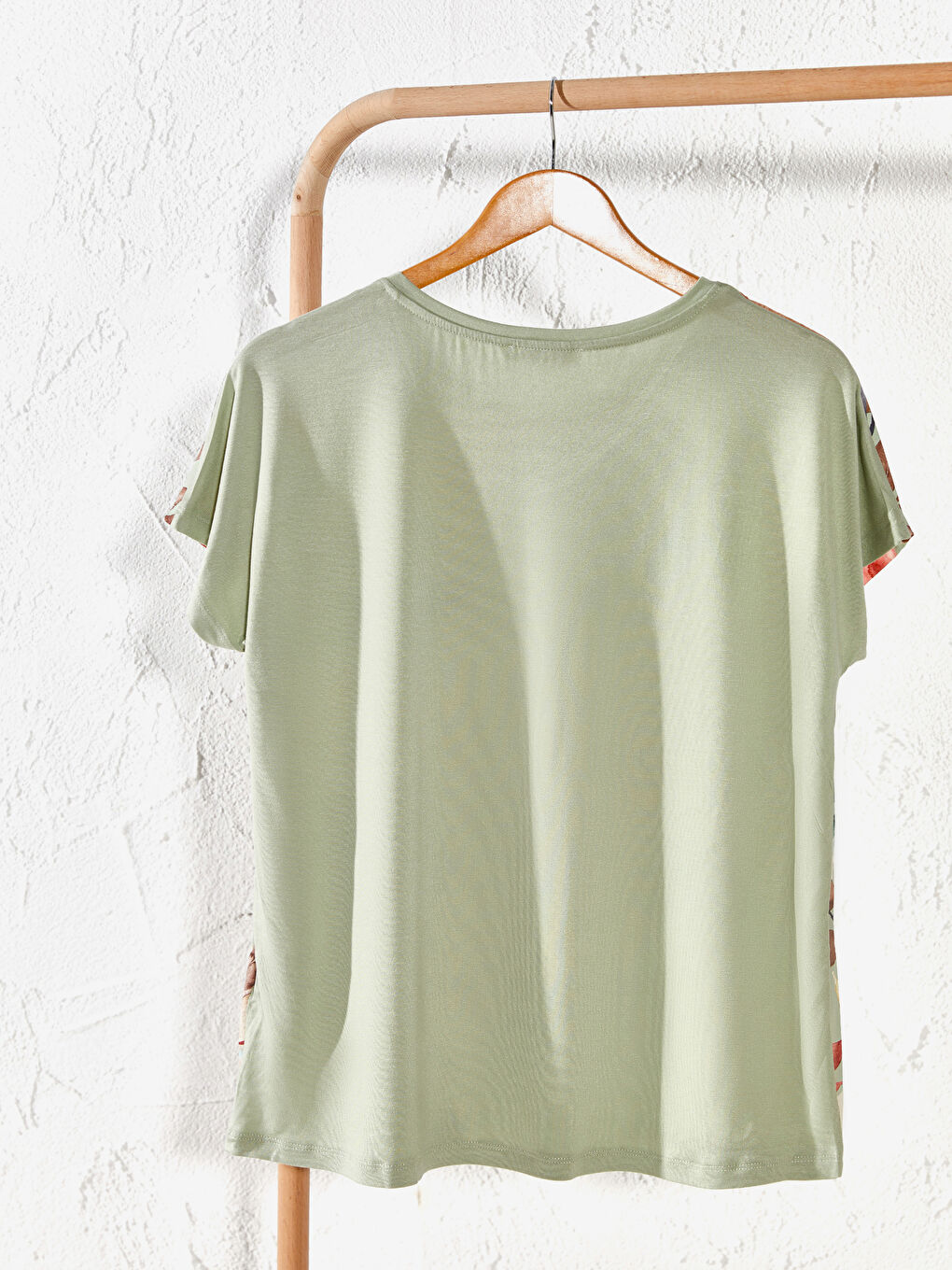 Yeşil Bisiklet Yaka Baskılı Kısa Kollu Kadın Tişört-7