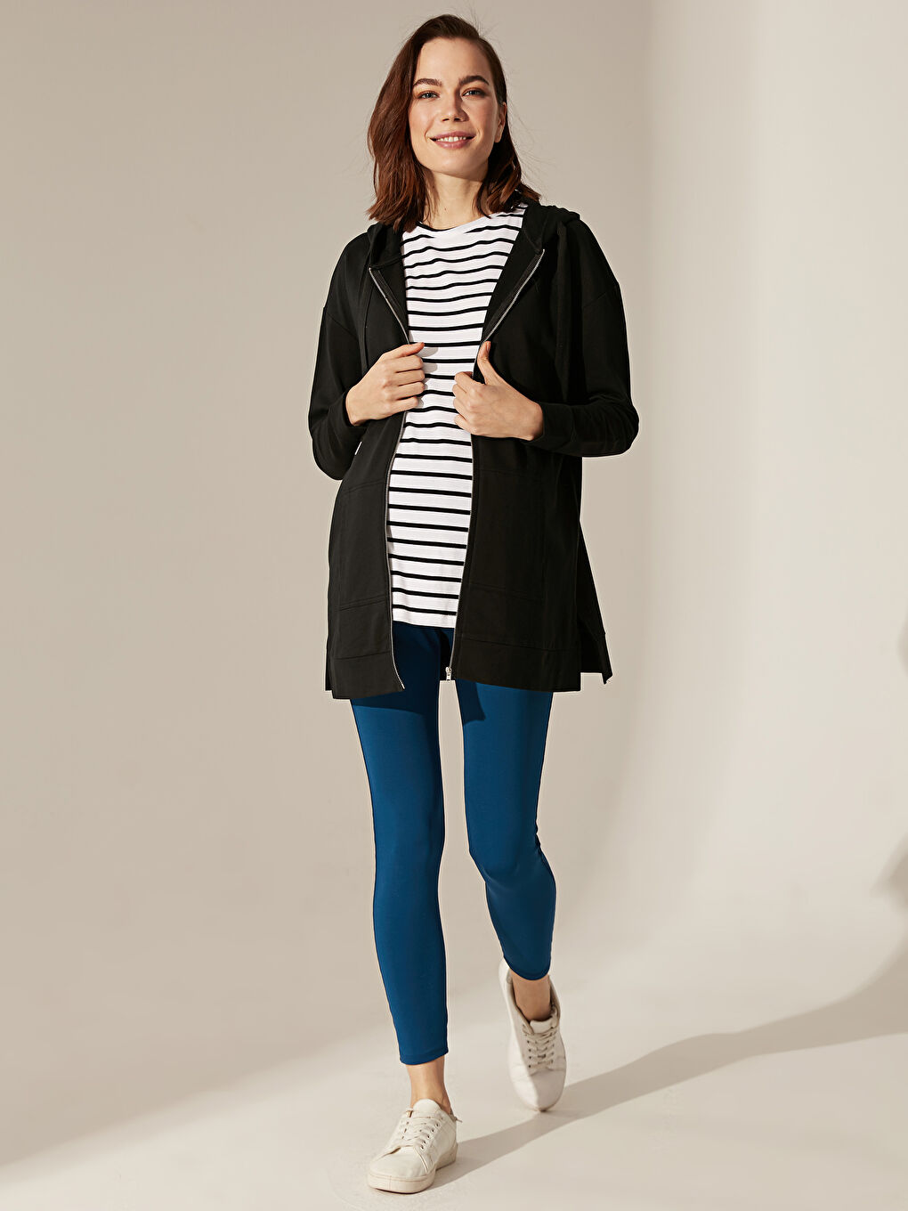 Siyah Kapüşolu Yaka Uzun Kollu Hamile Spor Hırka-2