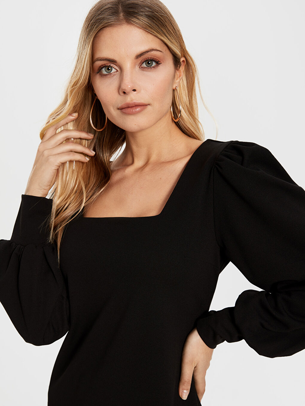 Siyah U Yaka Uzun Kollu Krep Kadın Elbise-2