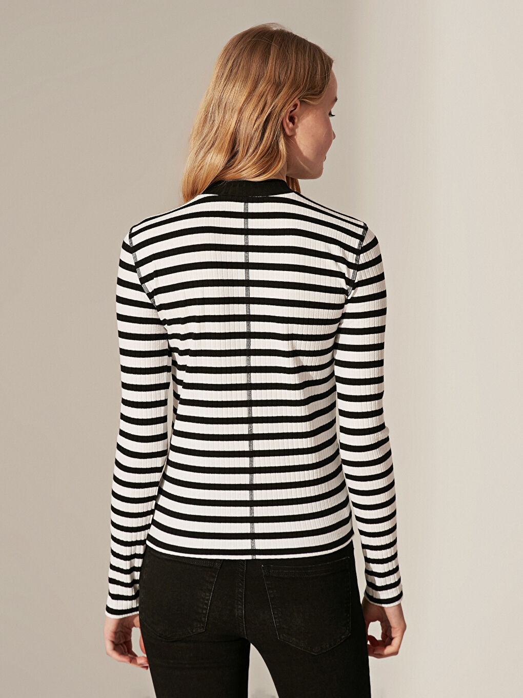 Stripped Crew Neck Long Sleeve Women's T-Shirt-3