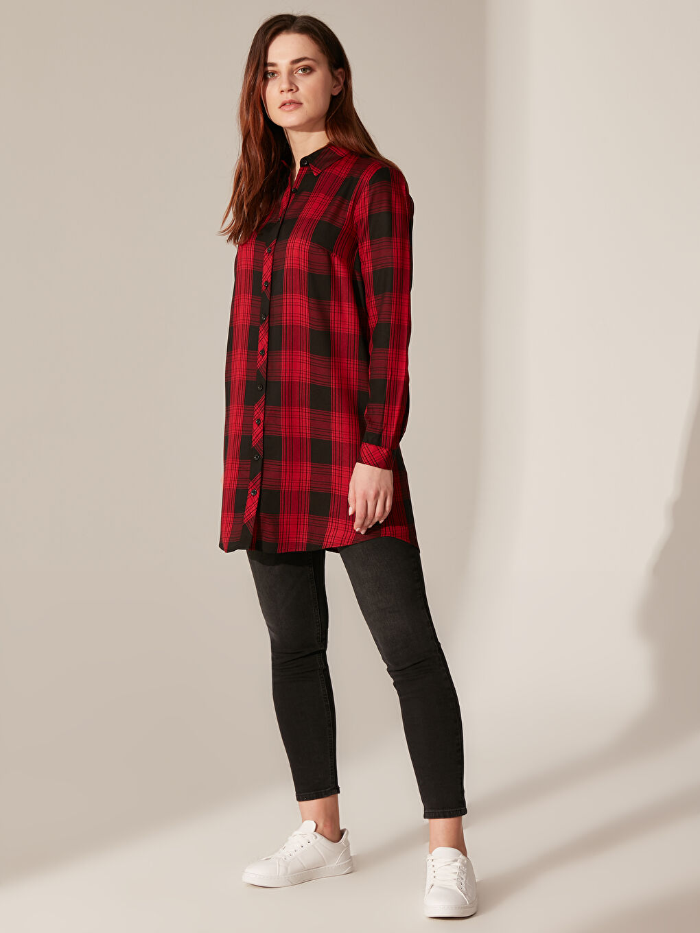 Kırmızı Standart Fit Uzun Kollu Kadın Ekose Tunik-1