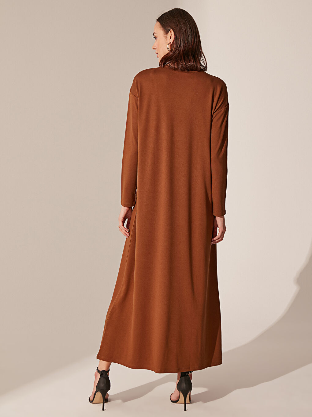 Kahverengi Uzun Kollu Kadın Elbise-2