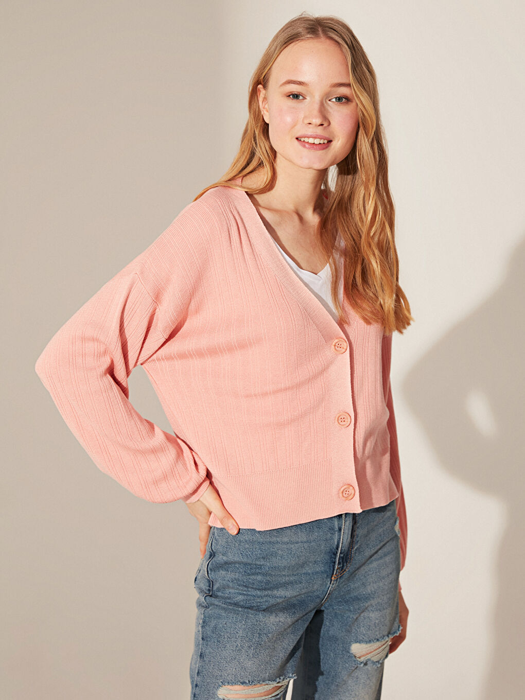 Женский кардиган с длинным рукавом стандартного кроя с v-образным вырезом-1