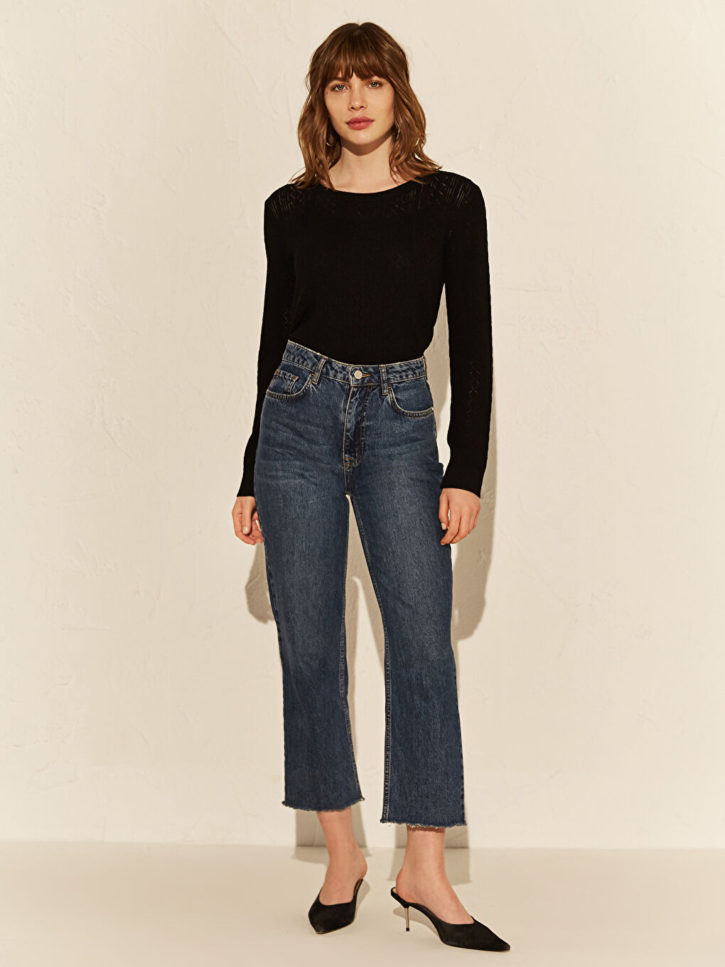 Siyah Bisiklet Yaka Uzun Kollu Kadın Kazak-3