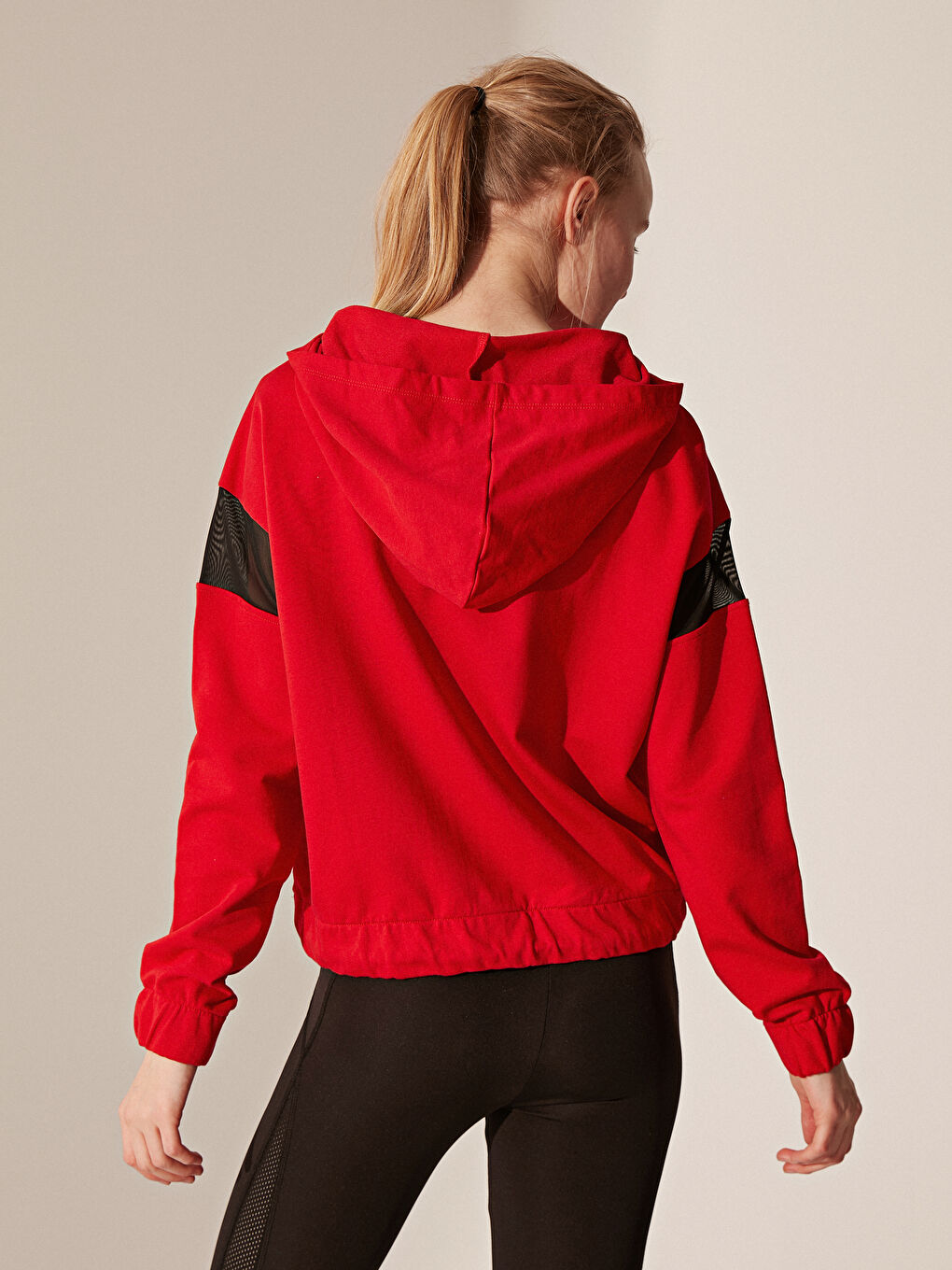 Kırmızı Kapüşonlu Uzun Kollu Kadın Sweatshirt-2