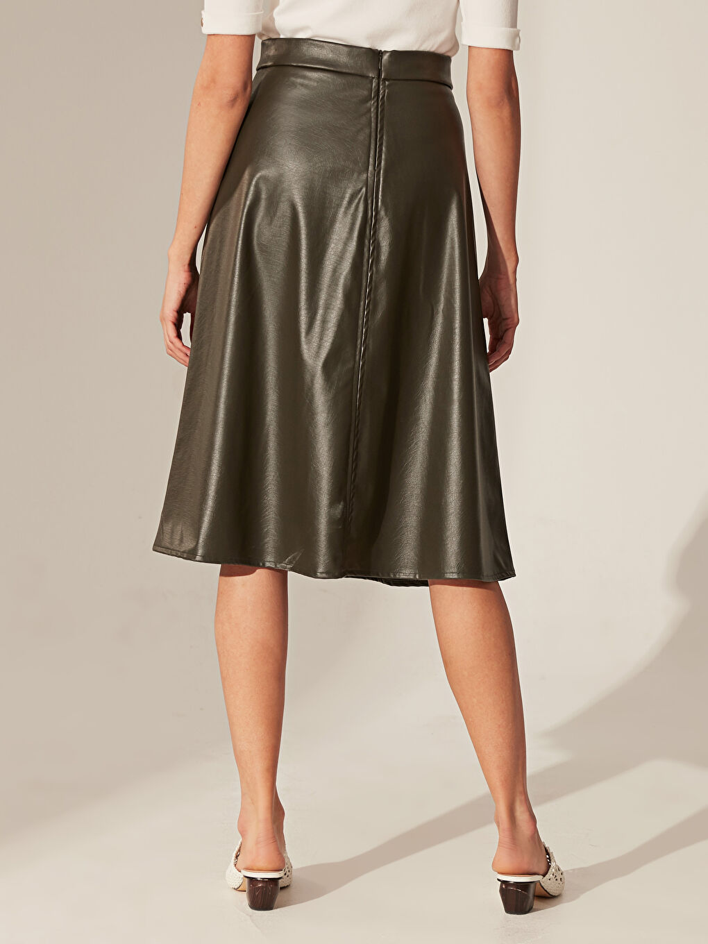 Haki Standart Fit Kadın Etek-2