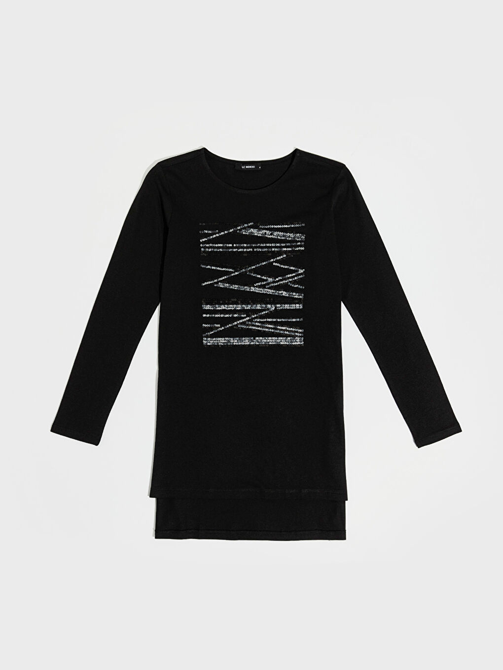 მრგვალი საყელო გრძელმკლავიანი ქალებისთვის მაისური