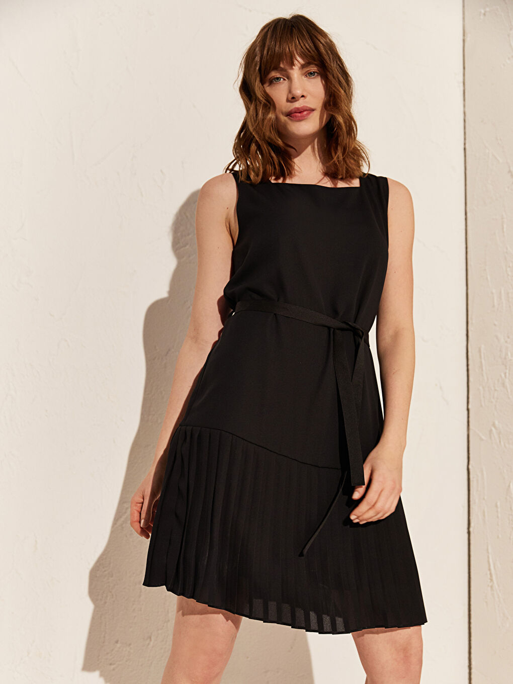 Robe Sans Bretelles en Crêpe pour Femmes à Coupe Standard-2