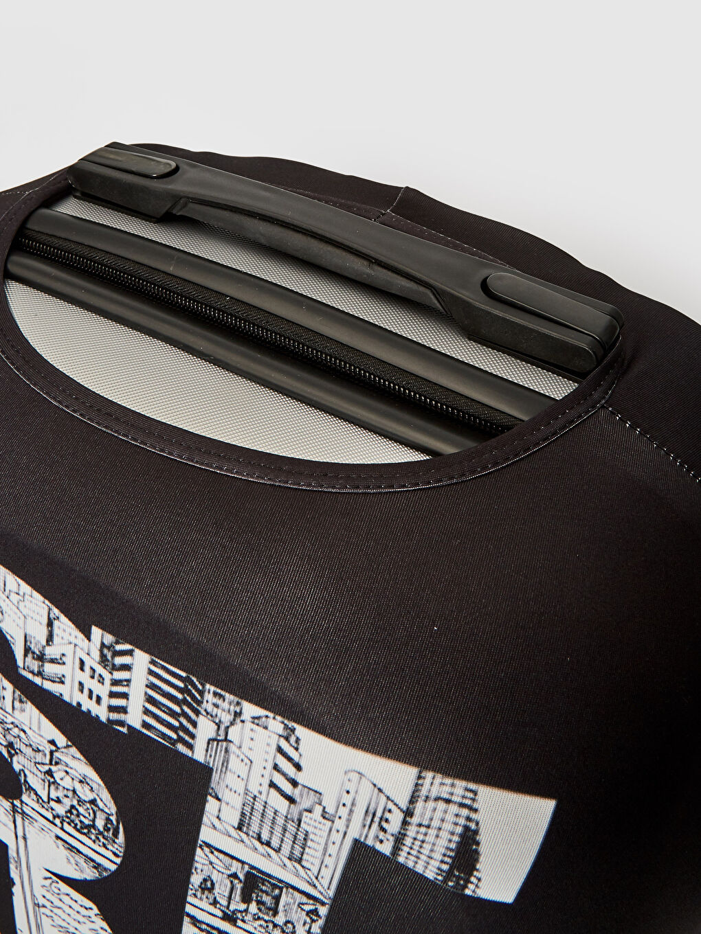 Beyaz İstanbul Baskılı Büyük Boy Valiz Kılıfı-2