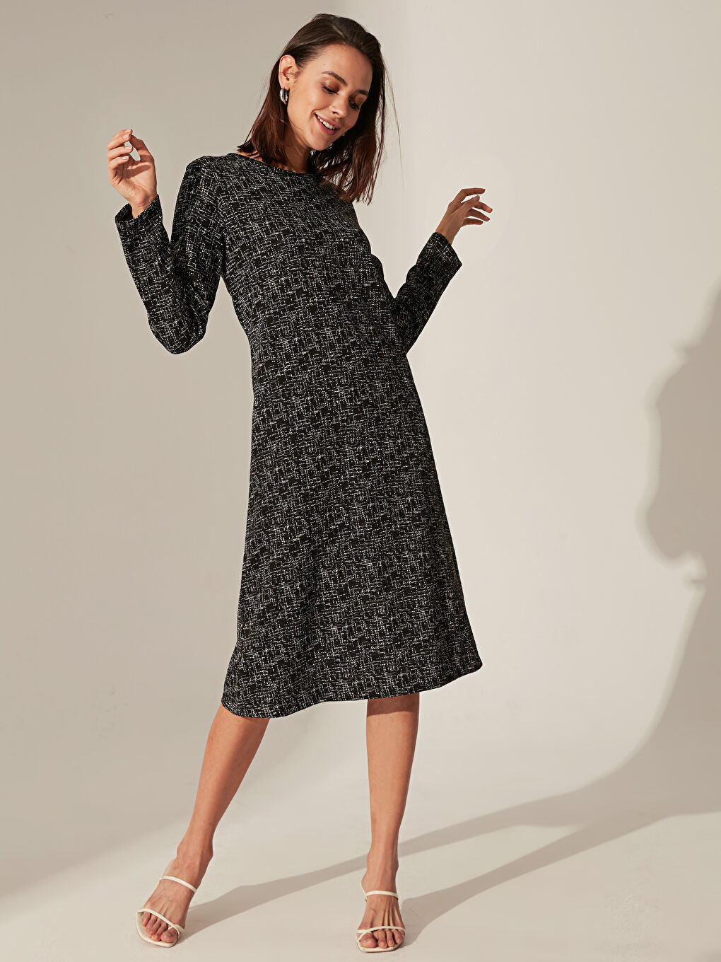 Siyah Uzun Kollu Kadın Elbise